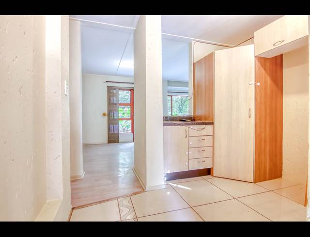 3 BEDROOM APARTMENT TO LET IN FERNDALE